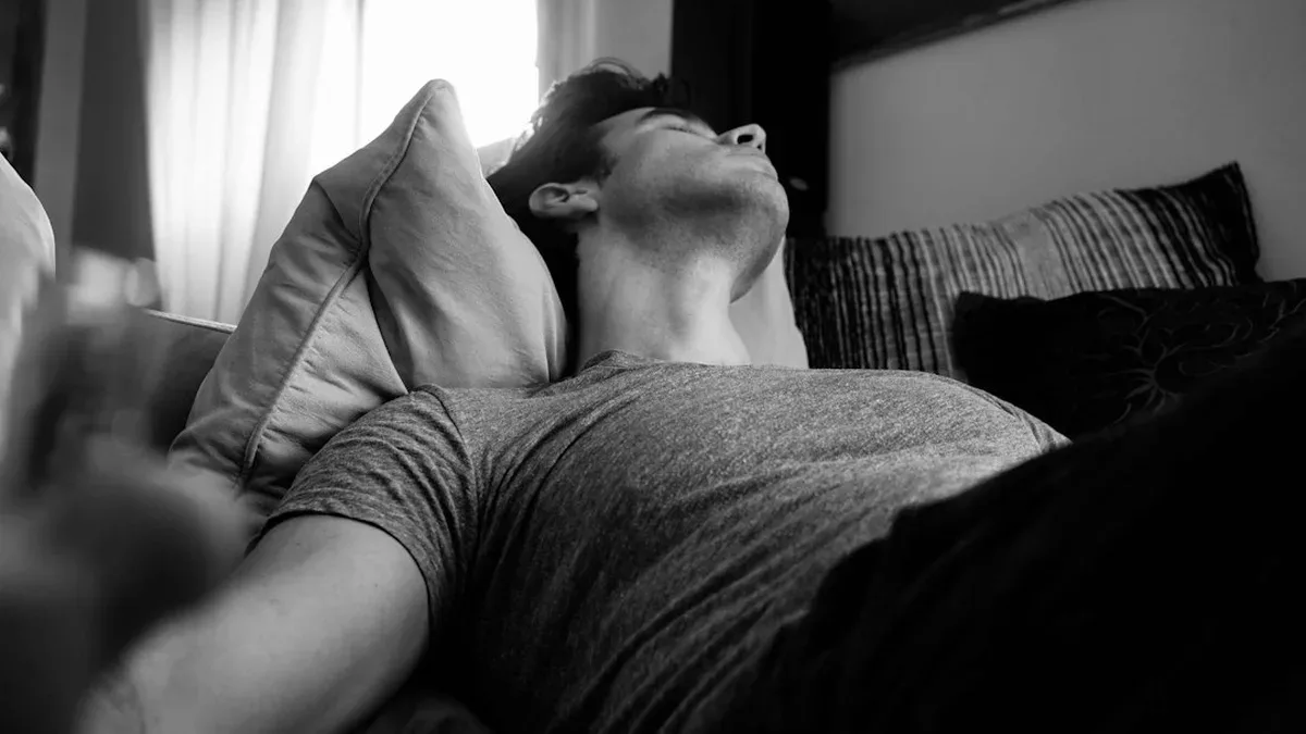 manque de sommeil cause — Manque de sommeil cause : Je n'arrive pas à dormir je pense trop